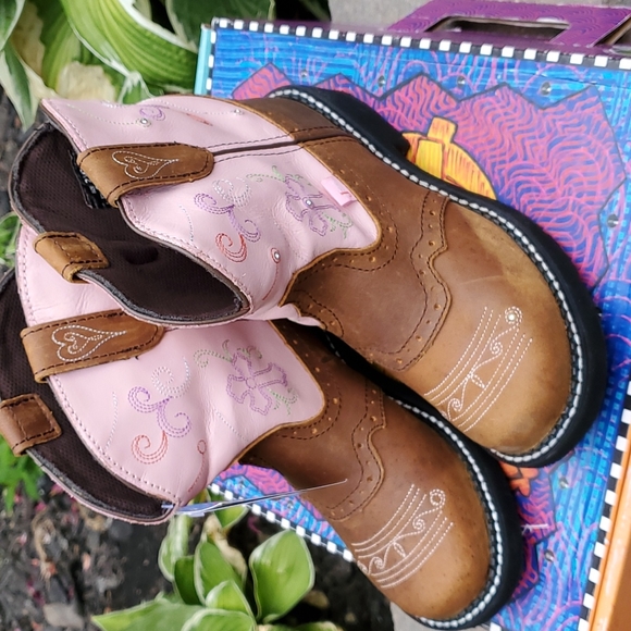 Little Girl's LightUp Cowgirl Boots - Picture 15 of 17